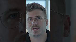 Dealing with the doubt of starting something new. #GameAudio
Watch the full series: https://hubs.ly/Q03 0XG0
This is a snippet from our Mentors Advice series, featuring Nick von Kaenel. Dealing with the doubt of starting something new. #GameAudio
