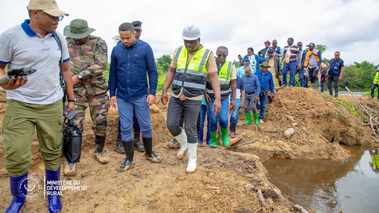 MUHINDO NZANG visité le chantier de la centrale hydroélectrique sur la rivière Rubi à BUTA