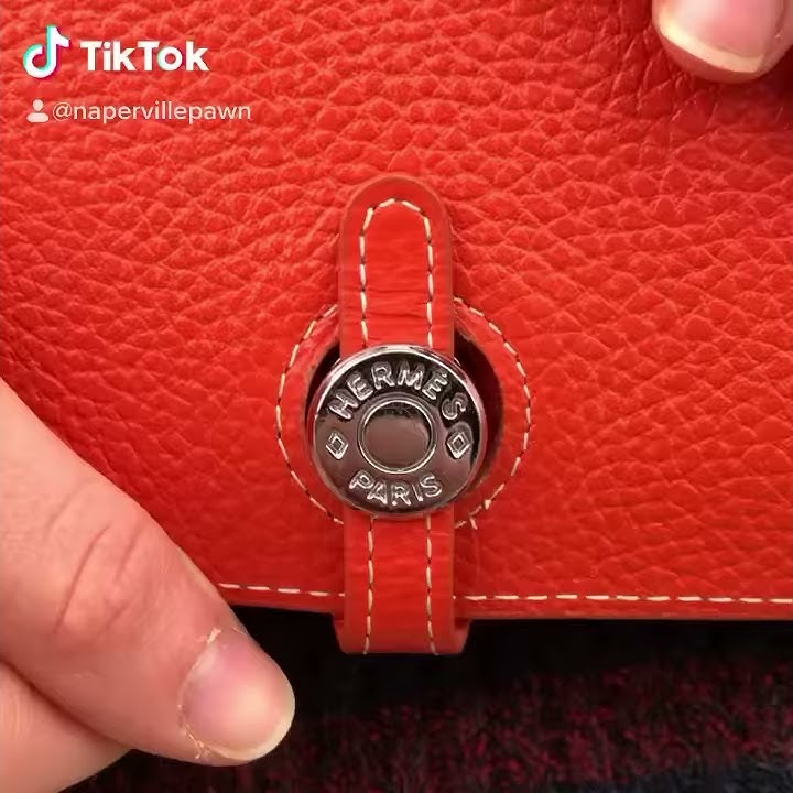 Hermès Orange Togo Leather Dogon Wallet 232h857