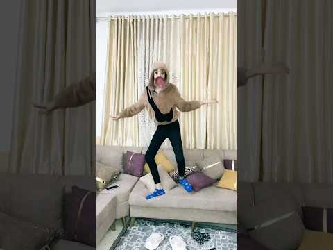 اه كل ما قلو انو عاجبني        شيومة