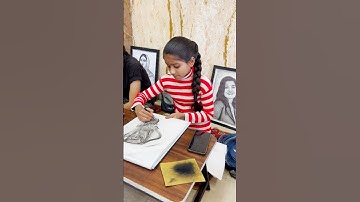 Guess who?? 😅 #shorts #3drangoliqueen #sketching #artistshikhasharma