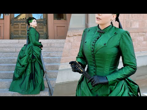 Making a Gothic Victorian Day Bodice // The Cicada Gown