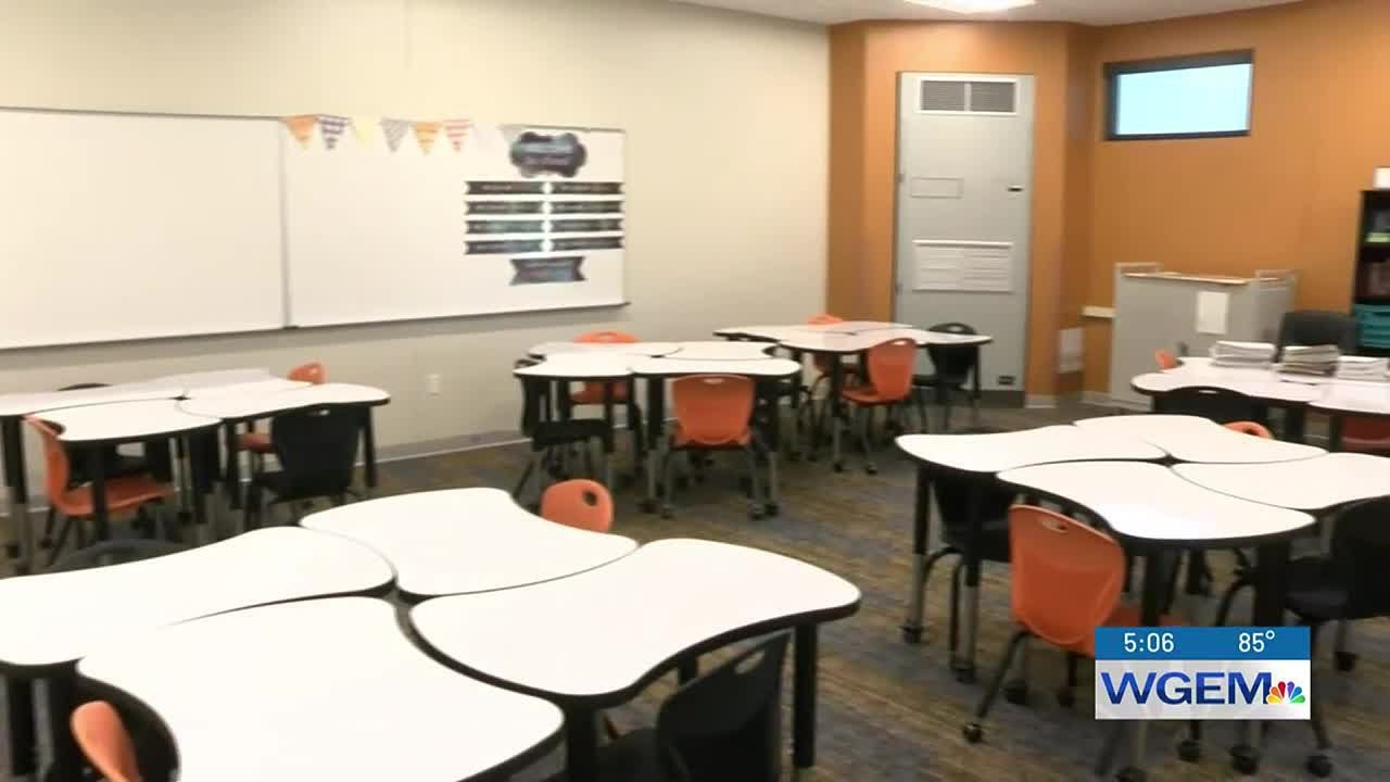 Residents Get A Peek Into New Macomb Middle School Building YouTube residents-get-a-peek-into-new-macomb-middle-school-building-youtube