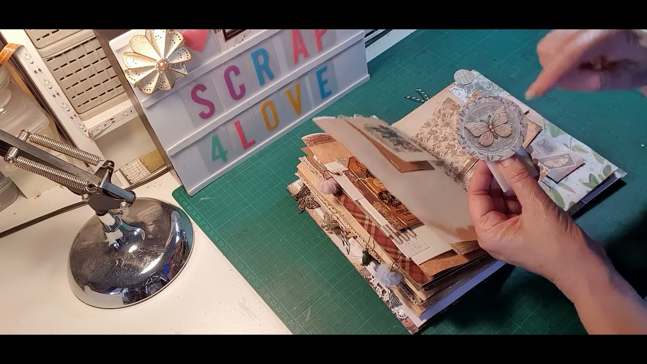 JUNK JOURNAL TUTORIAL - DETAILS OF BOOKLET 1 OF THE SECOND JUNK