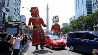 NGARAK ONDEL-ONDEL FESTIVAL PARADE 💞 FUNNY FALLING ONDEL