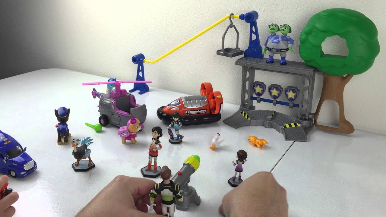 Miles from Tomorrowland PAW Patrol Unboxing and Toy Review