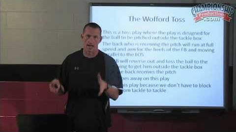 The Flexbone Pistol Offense: Complementary Plays