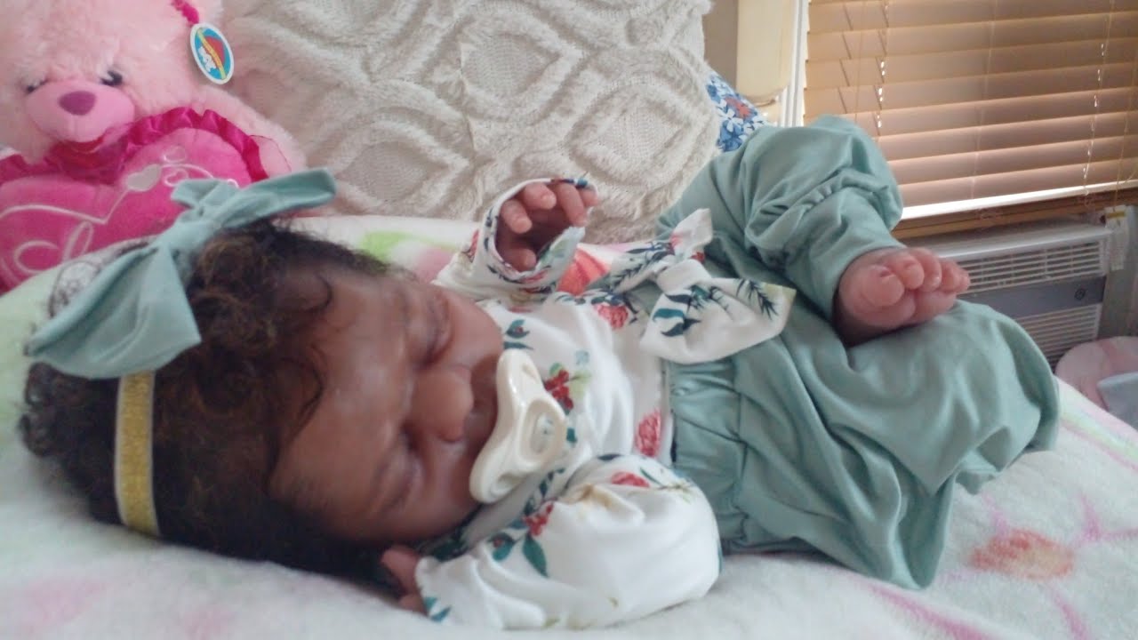 Salon Cameron cuddle body silicone by Nadja Art Dolls and walmart haul. ❤