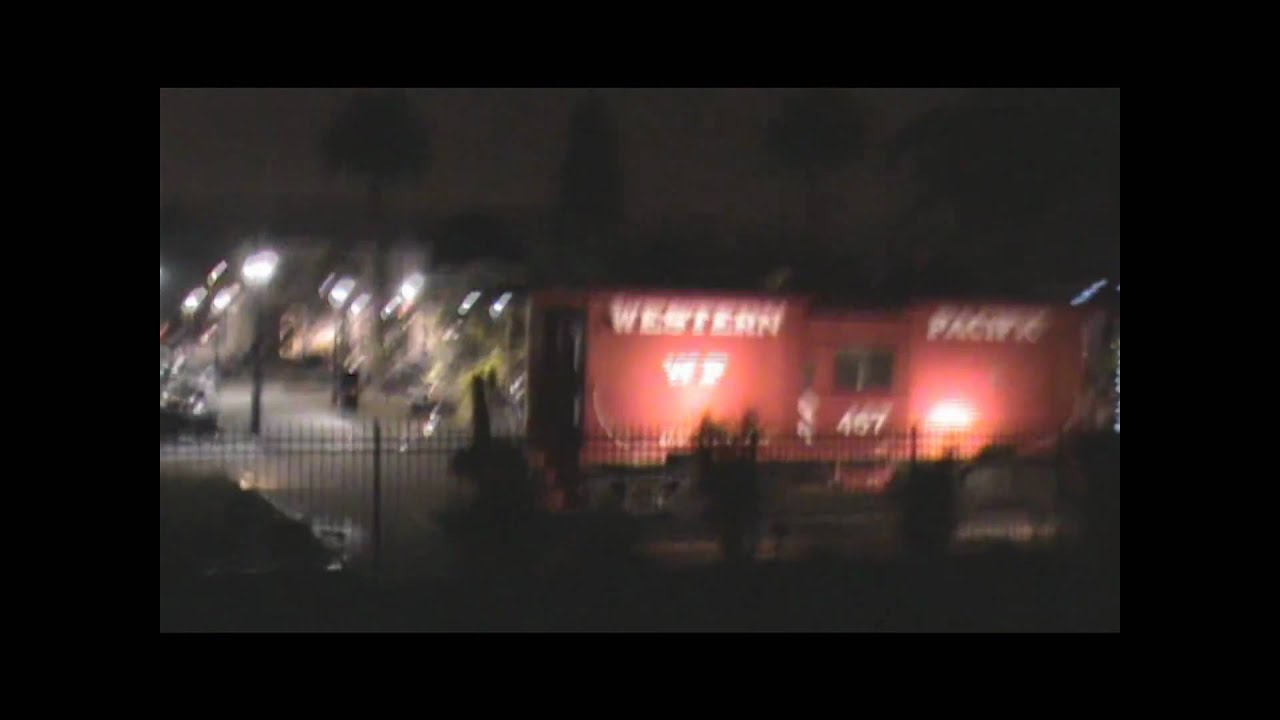 bnsf 5729 Riding the Niles Canyon Railway's 2010 Train of Lights (Return Trip to Niles)