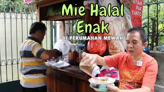 Mie Halal Enak Di Depan Perumahan Mewah Menteng