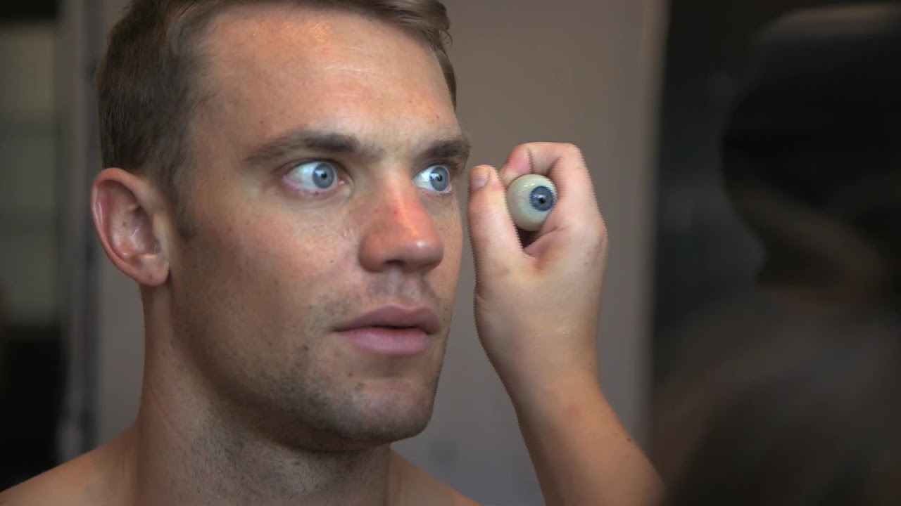 Sitting mit Manuel Neuer für Madame Tussauds Berlin - YouTube Manuel Neuer