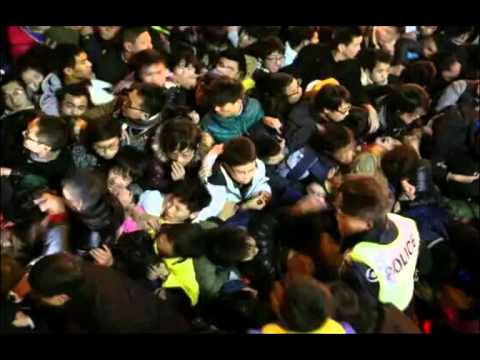 36 People Died From A Stampede In Shanghai On New Year's Eve 2015