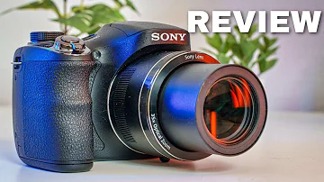 Jak starý je fotoaparát Sony Cyber Shot DSC H300?