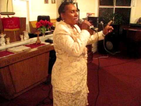 Victoria Stith in Concert!! "I'm Sittin' upon a Ro...