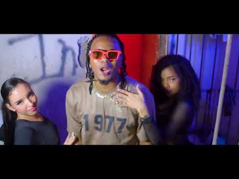 Young Pilot - Me Quieren Vende (Video Oficial)