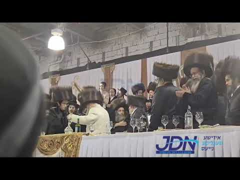 Satmar Rebbe R'Zalman Leib Dances With His New Grandson - Cheshvan 5785