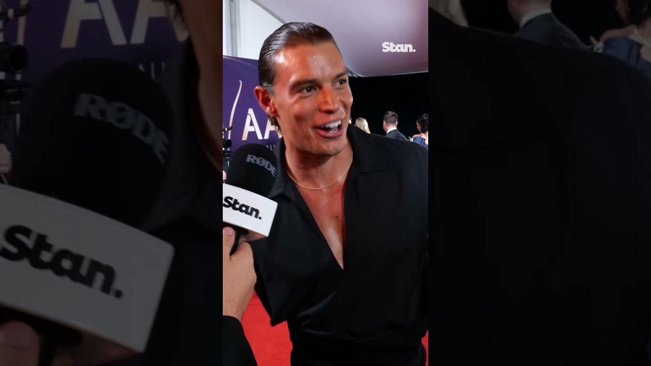 Carlos Sanson Jr. is rocking bedtime chic on the 