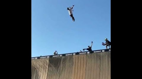 SKATEBOARD - Bob Burnquist | Casper