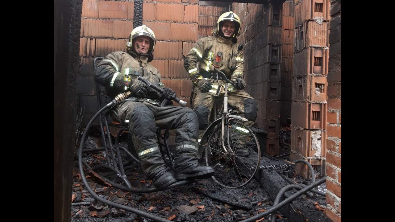 Požar kuće (22) / House on fire (22) - Vatrogasci Prijedor, 30.05.2022.
