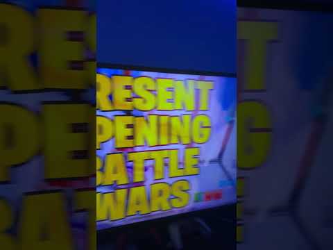 Credit to @SSundee  present loot wars new game mode in Fortnite