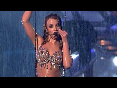 Britney Spears - Baby One More Time (Dream Within A Dream Tour Live From Las Vegas 2001)