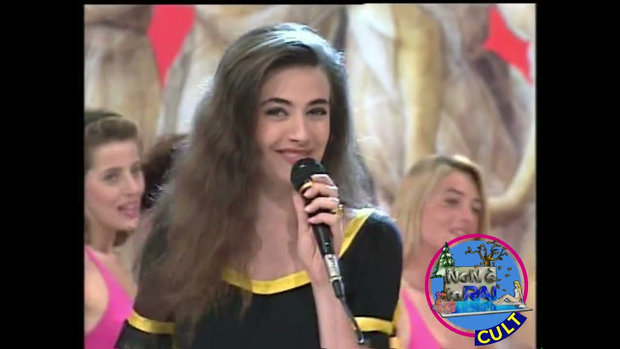 Non è la Rai - Laura Freddi (stacchetto) - Can’t take My eyes off of you -