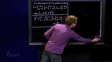The relation between scaling rotation matrices and complex numbers (old version)