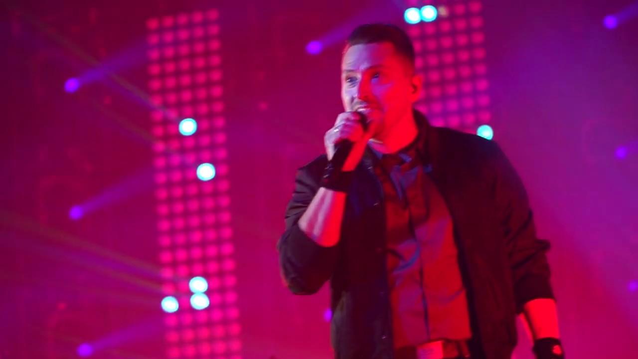 Ákos - Holnaptól (Live @ Budapest Aréna - 15.12.2018) [HD]