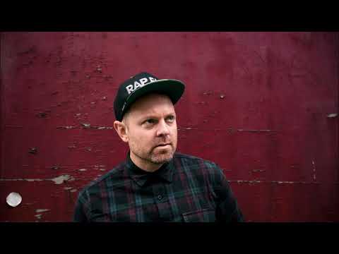 DJ Shadow - Midnight In A Perfect World (Drum & Bass Remix)