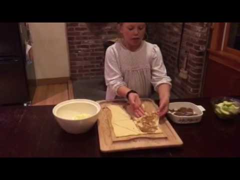 Apple Pie Crescent Rolls