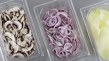 Robot-Coupe R301 Ultra  Food Processor : Slicer Potatoes, Onions, Mushrooms