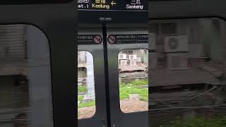 EMU900 1192次區間車 往基隆 三坑-基隆 路程景 #train #automobile #traffic #travel 