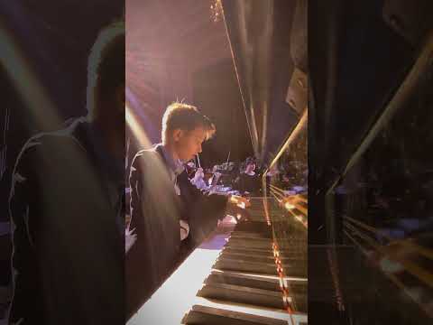 Découvrez le Jeune Virtuose MATE BALOGH (10 ans) - Talent Éblouissant en Concert!