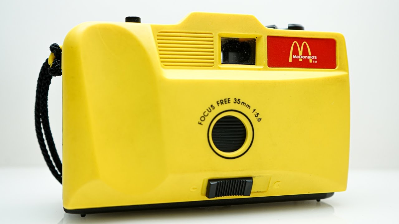 マクドナルド フィルムカメラ McDonald's Focus Free 35mm - Happy Meal Film Camera - YouTube