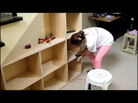 Video Đóng tủ cầu thang của cô gái siêu chất - youtube