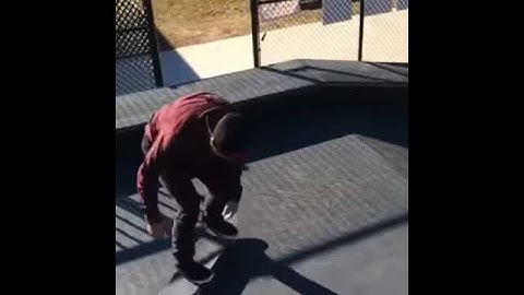 Nollie Late 360° Inward Heelflip