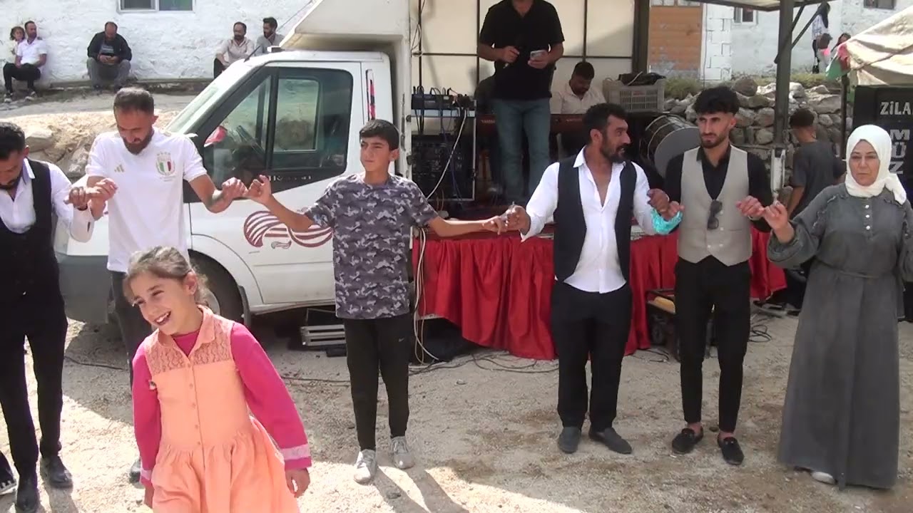 MUHTEŞEM DÜĞÜN SARIKAMIŞ MESCİTLİ KÖYÜ GRUP ZİLAN