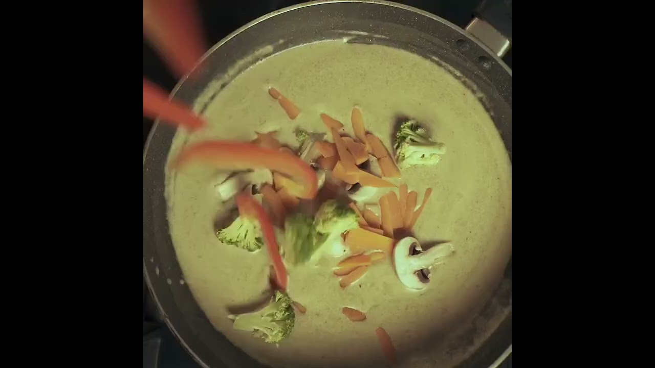 Explore our organic Thai range and serve yourself with a soul-stirring Asian meal 