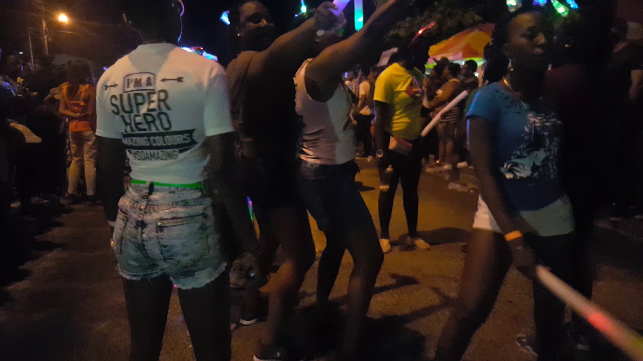 Monday night Mas 2017