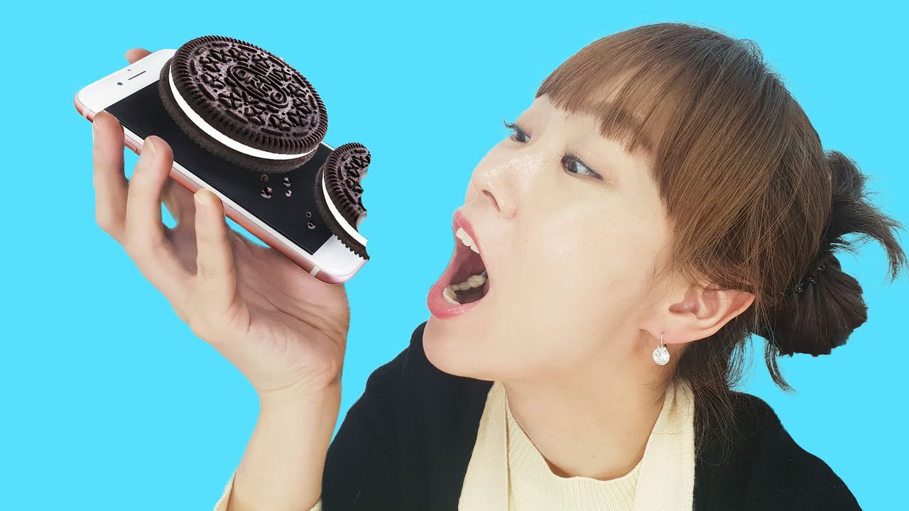 핸드폰을 먹으면 안되요!! 서은이 엄마의 핸드폰 케이스 만들기 생크림 오레오 데코 리폼 Whipped cream Oreo Decoration CraftsㅣJOYPONG