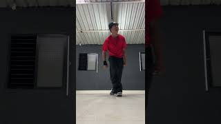 Famous 2000 spin practice video Net Worth