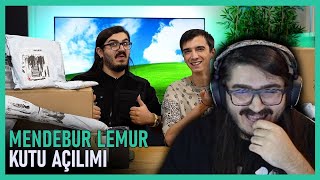 Kendine Müzisyen - Mendebur Lemur İle Çektiği Toplu Paket Açılışı Videosunu İzliyor