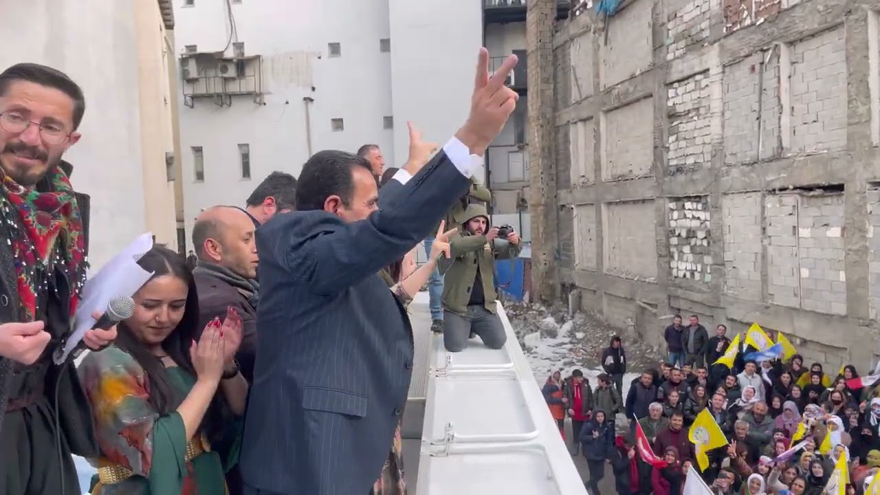 Dem parti Hakkari seçim ofisi açılışı