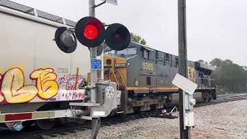 CSX 5385 leading L757 into Maxwell Yard LHF on 10-29-25