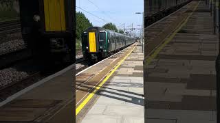 LNWR Class 350 Passing Bushey on 9/5/26