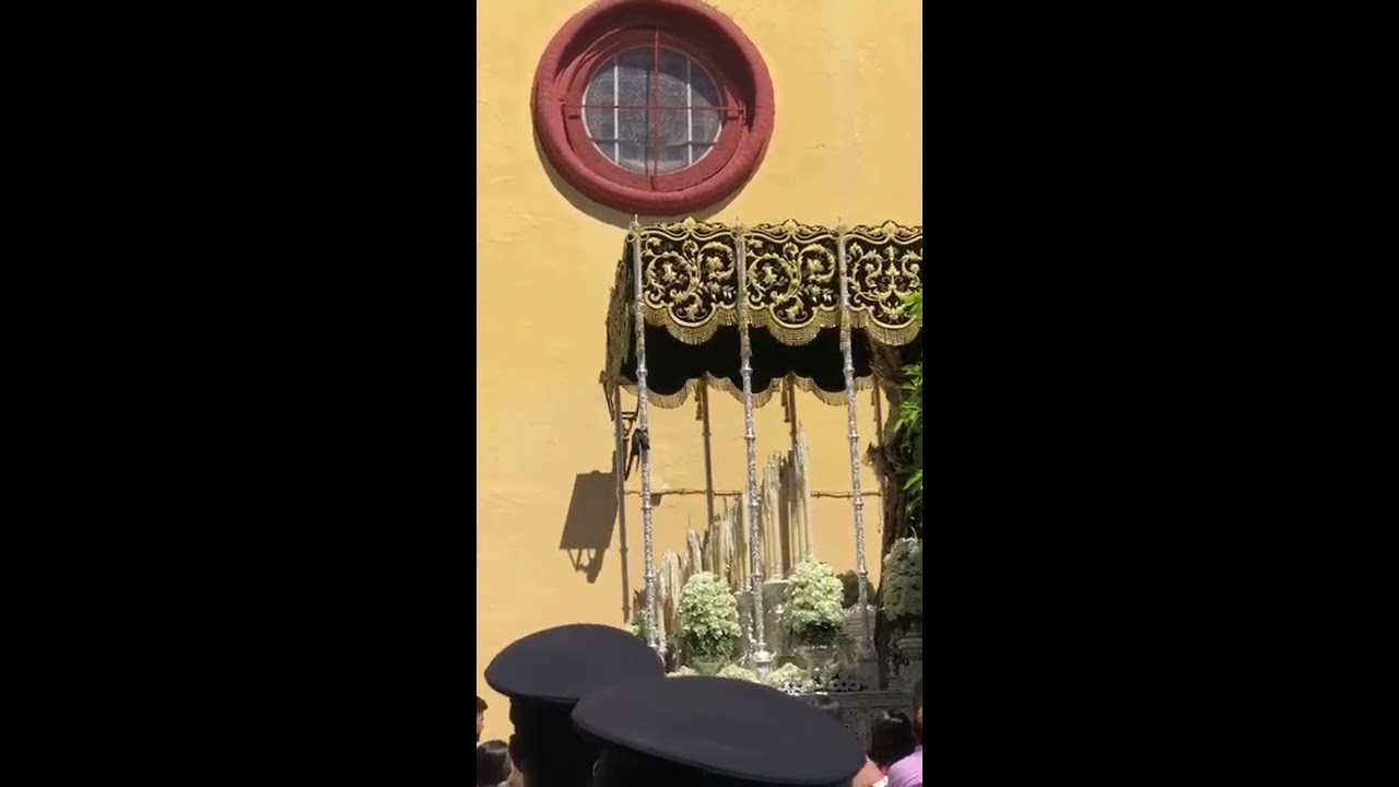 Virgen de los Dolores. Semana Santa 2023. Viernes Santo. Paradas (Sevilla/España)