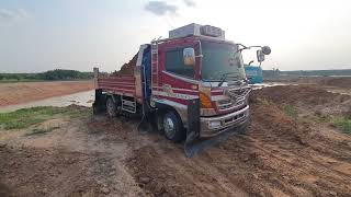 ลองขับเจ้านมเย็นไม่แรงจริงไหม Dump Truck