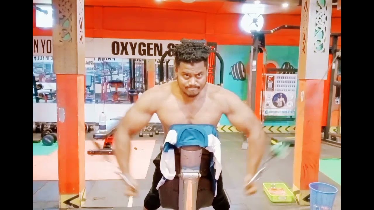 decline machine press💪💪