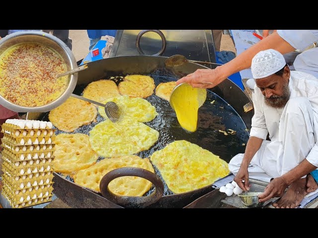 Famous Egg Malpua Recipe of Aslam Bhae at Hussainabad Food Street | Best Malpura class=