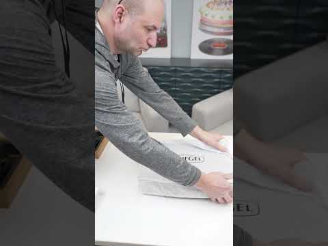 Unboxing the Hegel Viking CD Player